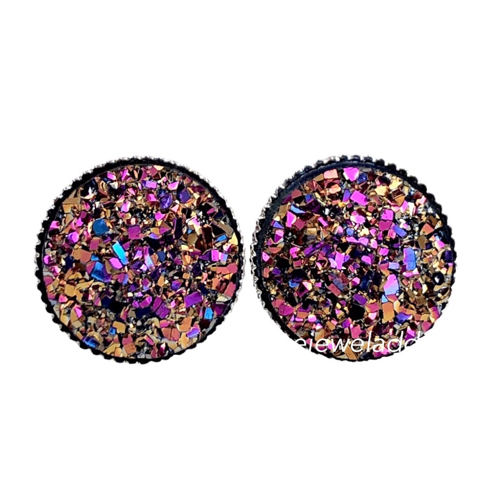 3 for 15🎀 flat magenta gold flat faux Druzy studs